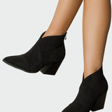 Lenka – Moderní Kozačky