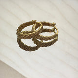 Zora - Zkroucené náušnice ve stylu Twist