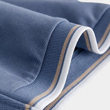 Luboš – Černé polo s véčkovým výstřihem